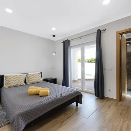 Vila Casa Serra E Mar